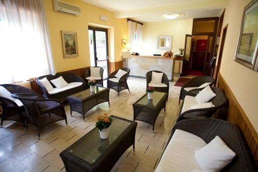 Hotel Appennino Salsomaggiore Terme Exterior photo